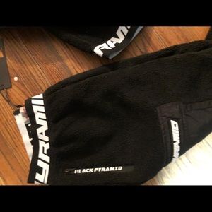 Black Pyramid Sweatsuit